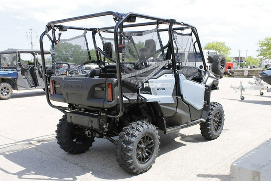 2024 Honda Pioneer 1000-5 Deluxe