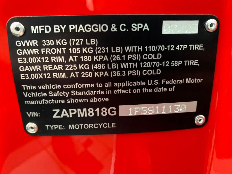 2023 VESPA Primavera 150 MICKEY MOUSE