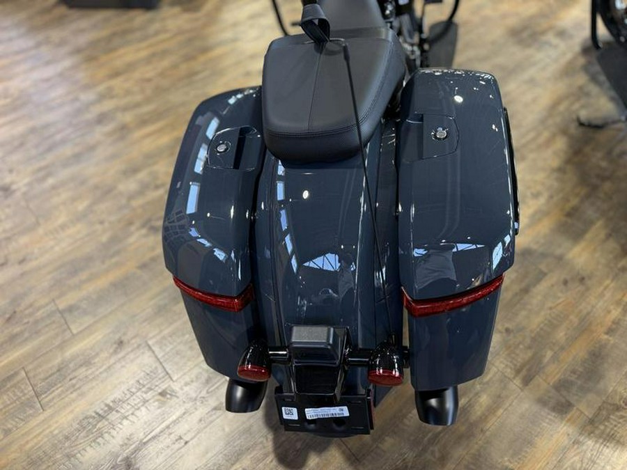 2025 Indian Motorcycle® Chieftain® PowerPlus Dark Horse® 112 Blue Dusk