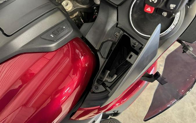 2018 Yamaha Star Venture Transcontinental Option Package