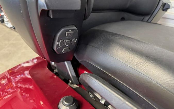 2018 Yamaha Star Venture Transcontinental Option Package