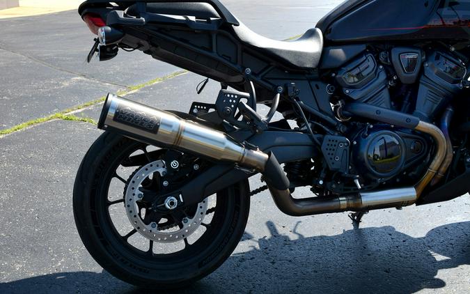 2025 Harley-Davidson® Pan America® 1250 ST Vivid Black