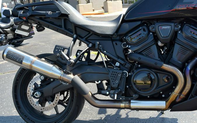 2025 Harley-Davidson® Pan America® 1250 ST Vivid Black