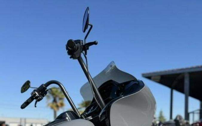 2022 Harley-Davidson Road Glide Limited Gunship Grey - Black Finish