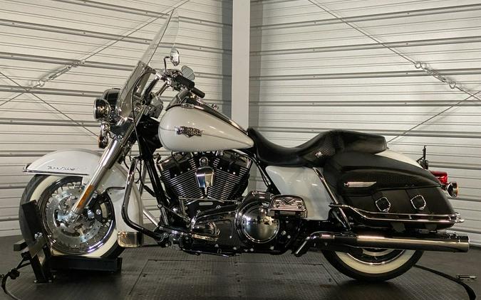 2013 Harley-Davidson® FLHRC - Road King® Classic