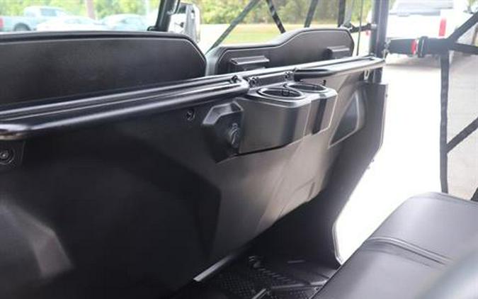 2025 CFMOTO UForce 800 XL