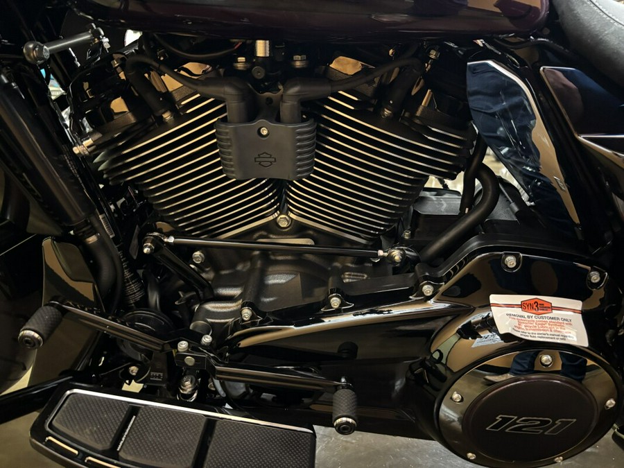 FLTRXSE 2025 CVO™ Road Glide™