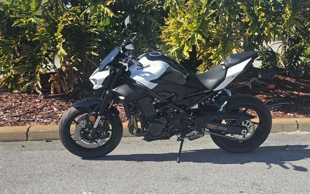2026 Kawasaki Z900 ABS