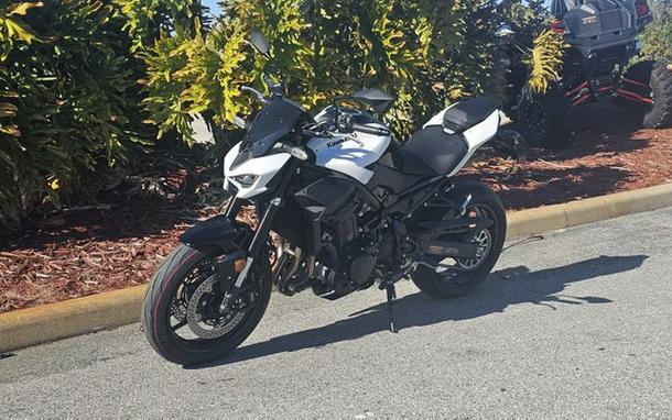 2026 Kawasaki Z900 ABS