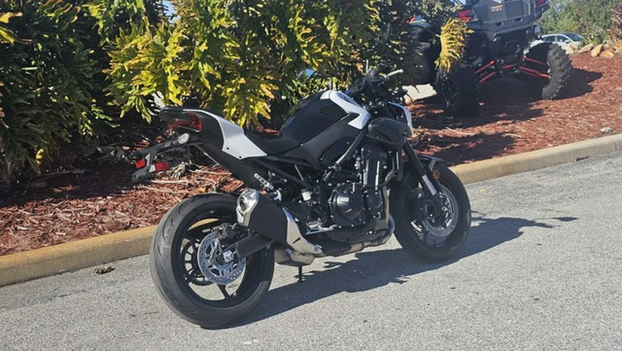 2026 Kawasaki Z900 ABS