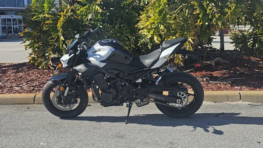 2026 Kawasaki Z900 ABS