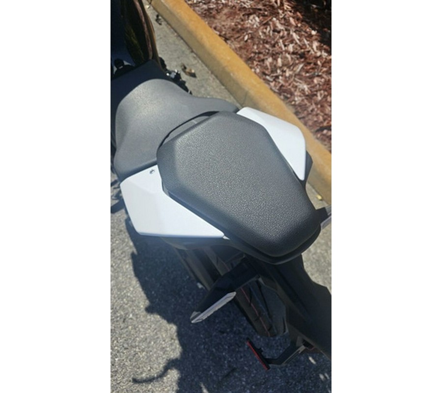 2026 Kawasaki Z900 ABS