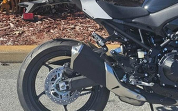 2026 Kawasaki Z900 ABS