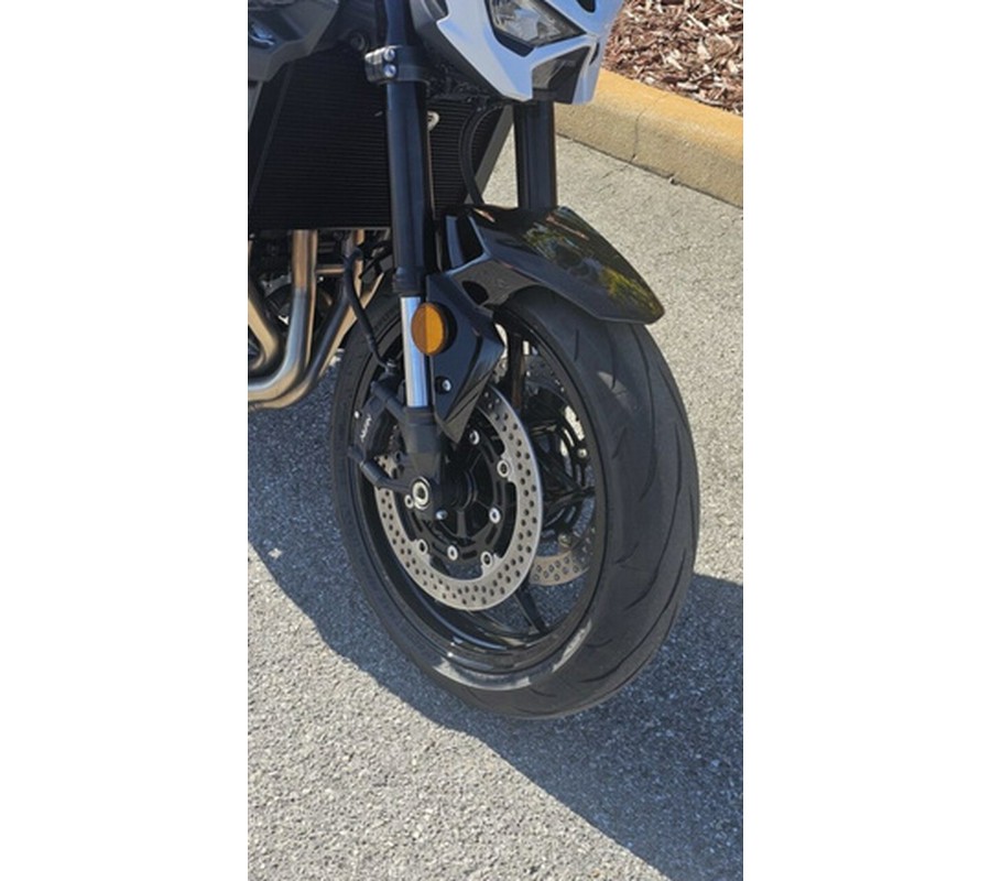2026 Kawasaki Z900 ABS
