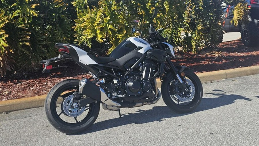 2026 Kawasaki Z900 ABS