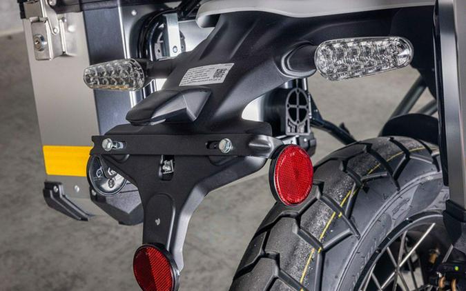 2026 Royal Enfield Himalayan 450 Kamet White (Tubeless)