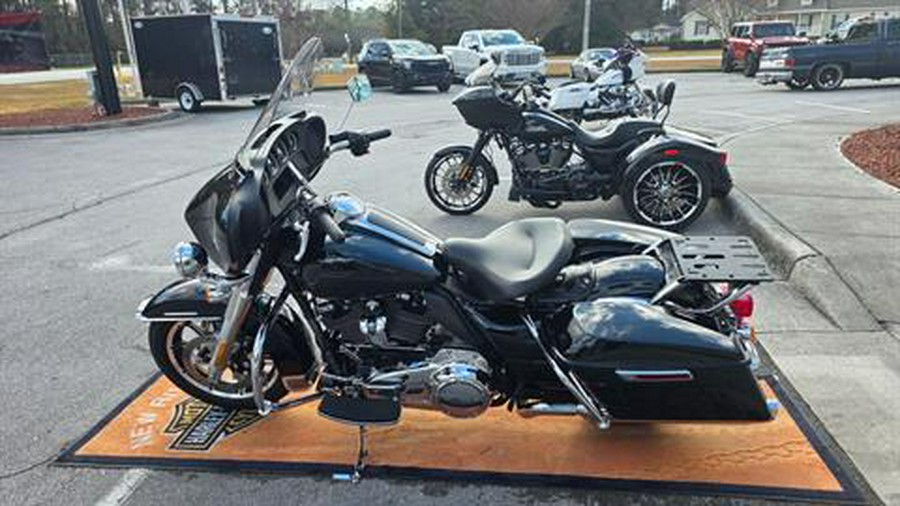 2022 Harley-Davidson Electra Glide® Standard