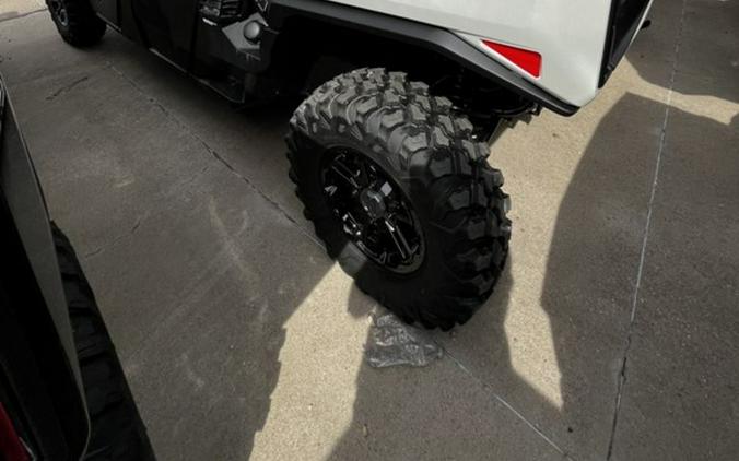 2026 Can-Am Defender MAX Limited HD11