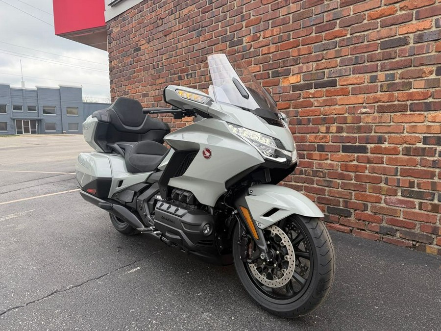 2026 Gold Wing Tour Automatic DCT - Honda