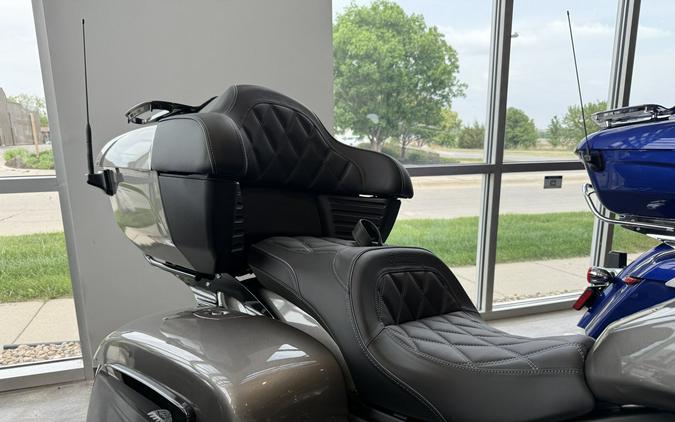 2026 Indian Roadmaster Dark Horse Heavy Metal