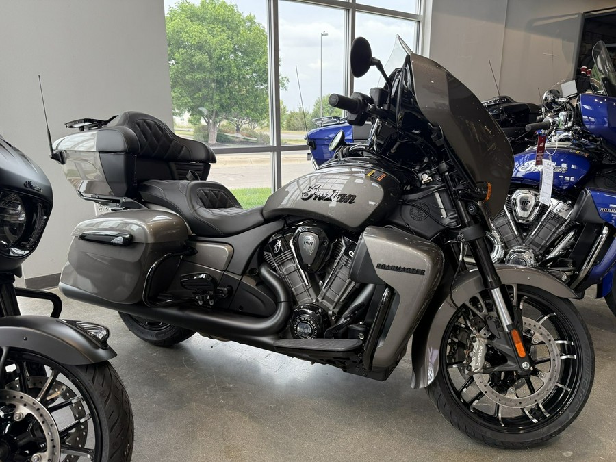 2026 Indian Roadmaster Dark Horse Heavy Metal