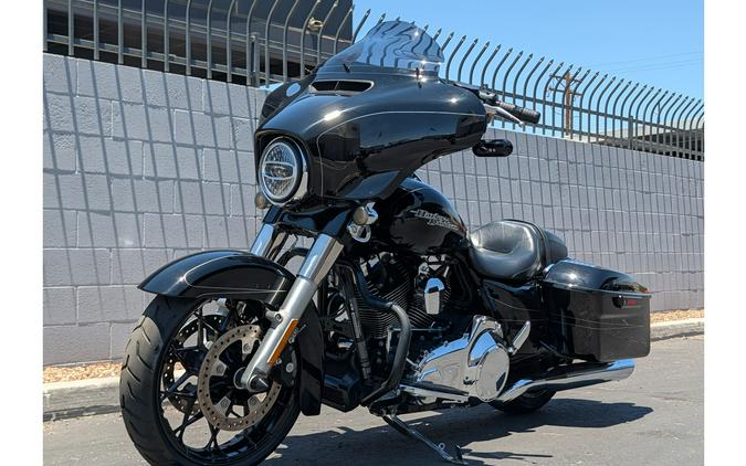 2016 FLHXS Street Glide® Special - Harley-Davidson®