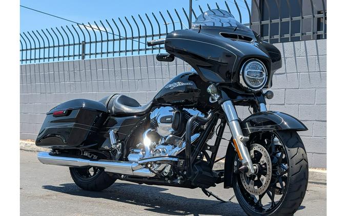 2016 FLHXS Street Glide® Special - Harley-Davidson®