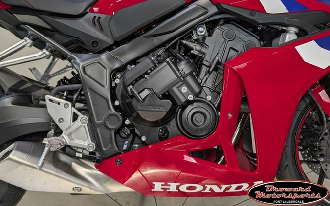 2026 Honda CBR650R E-Clutch