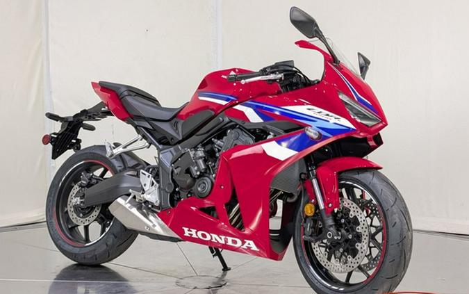 2026 Honda CBR650R E-Clutch