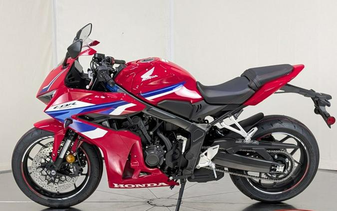 2026 Honda CBR650R E-Clutch
