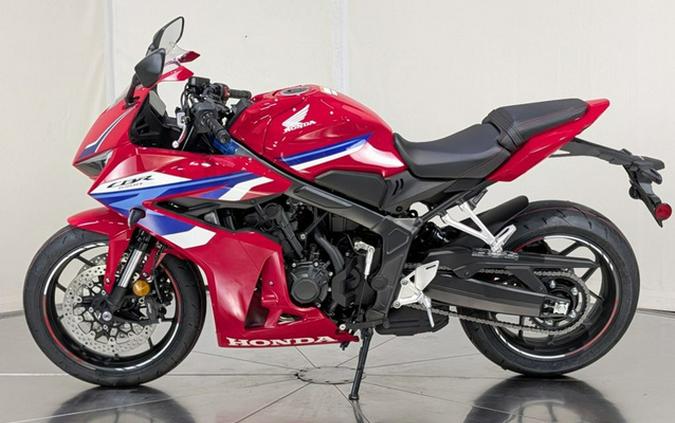 2026 Honda CBR650R E-Clutch
