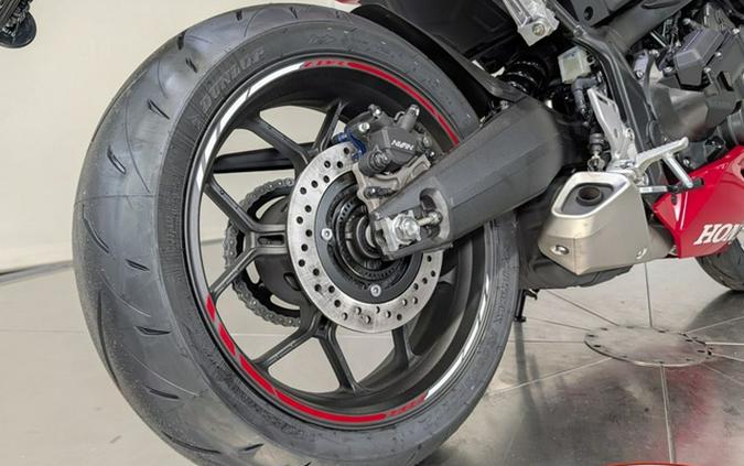 2026 Honda CBR650R E-Clutch