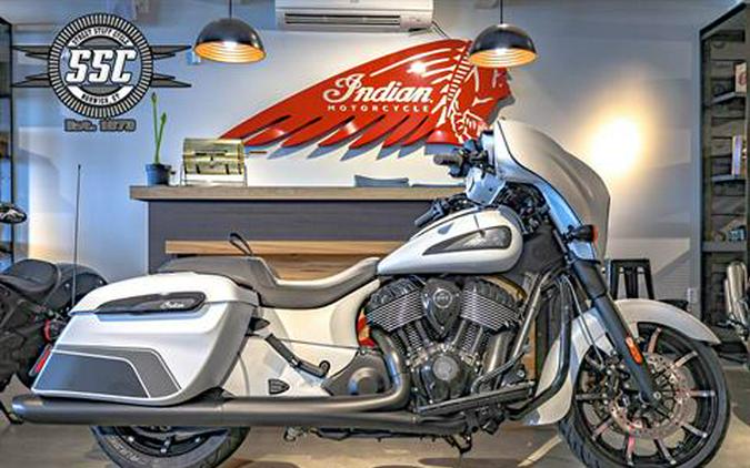 2024 Indian Motorcycle Chieftain® Dark Horse® with PowerBand Audio Package