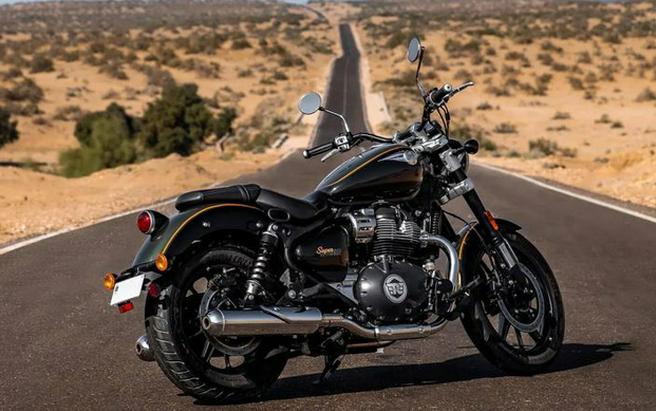 2024 Royal Enfield SUPER METEOR 650 MID