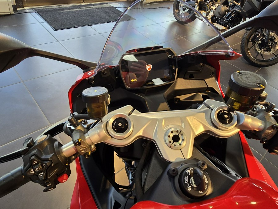 2026 Ducati Panigale V2