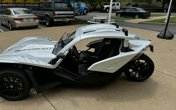 2022 Slingshot Slingshot SL - Moonlight Metallic White (MANUAL)