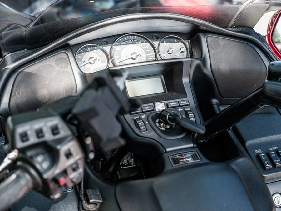 2015 Honda Gold Wing Audio / Comfort