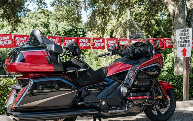 2015 Honda Gold Wing Audio / Comfort