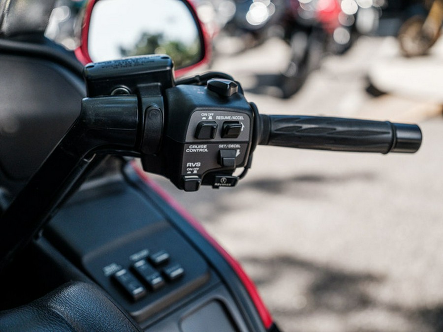 2015 Honda Gold Wing Audio / Comfort