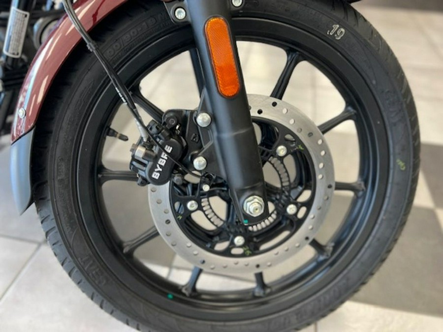 2023 Royal Enfield Meteor 350 Stellar Red