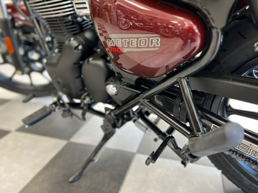 2023 Royal Enfield Meteor 350 Stellar Red