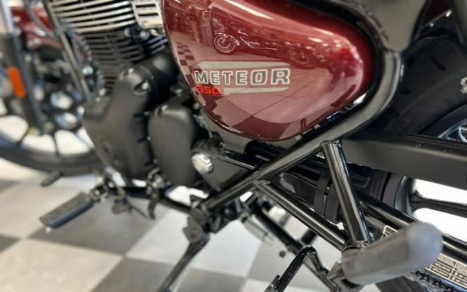 2023 Royal Enfield Meteor 350 Stellar Red