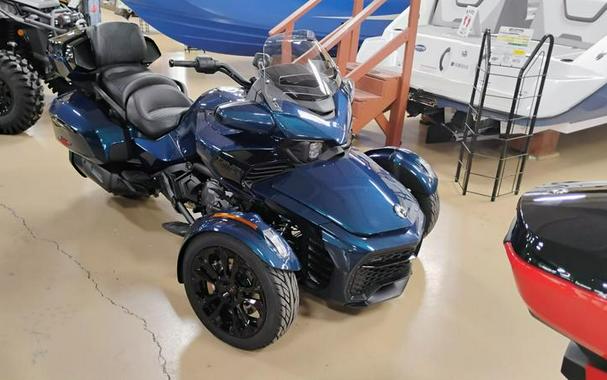 2024 Can-Am® Spyder F3 Limited Dark Wheels