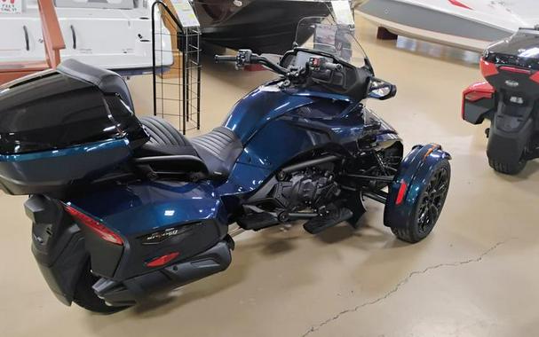 2024 Can-Am® Spyder F3 Limited Dark Wheels