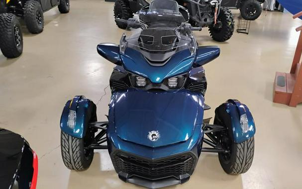 2024 Can-Am® Spyder F3 Limited Dark Wheels