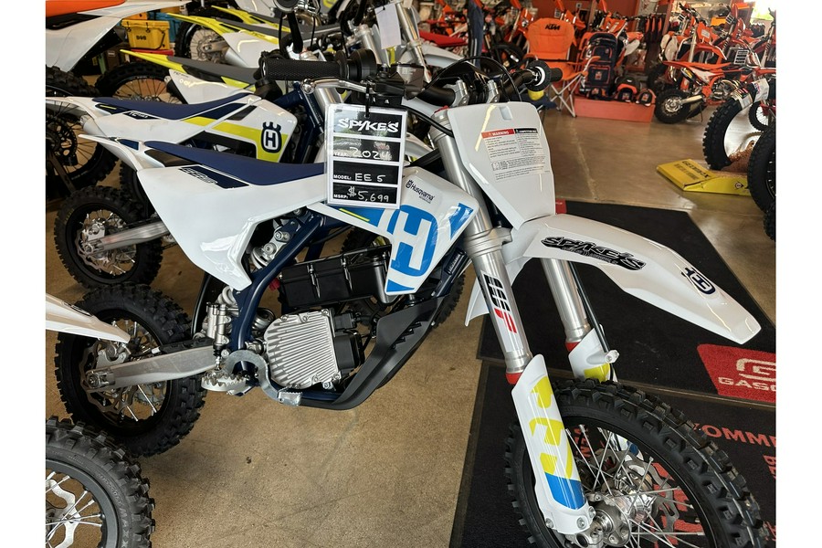 2024 Husqvarna Motorcycles EE - 5