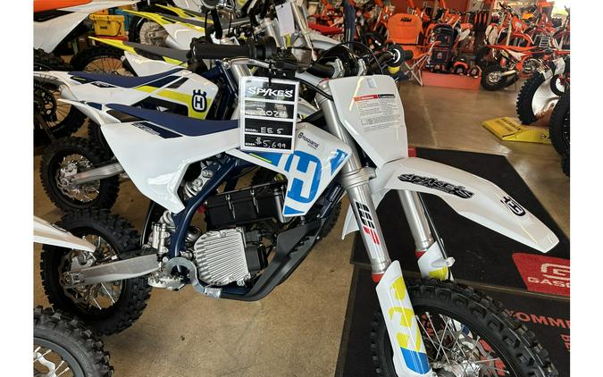 2024 Husqvarna Motorcycles EE - 5