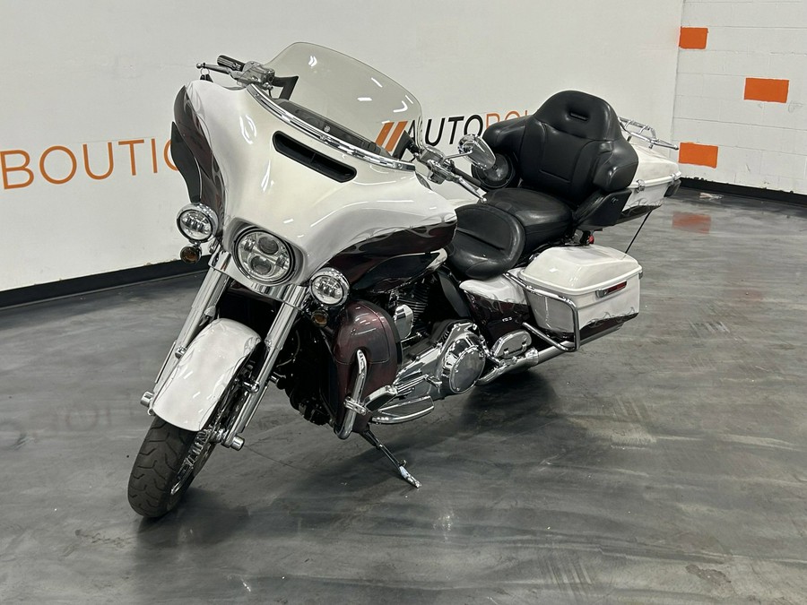 2015 HARLEY-DAVIDSON ULTRA LIMITED CVO