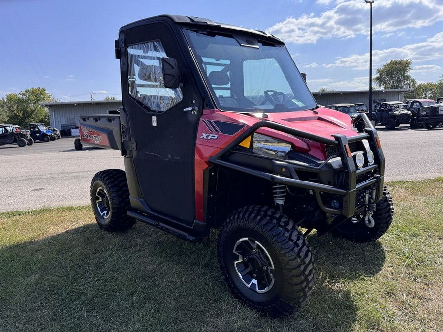 2014 Polaris® Ranger® XP 900 EPS Sunset Red LE