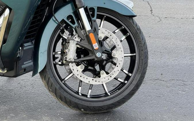 2026 Indian Motorcycle® Pursuit® Limited 112 w/PowerBand Audio Sunset Red Metallic